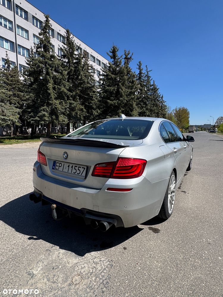 BMW Seria 5 520d - 16