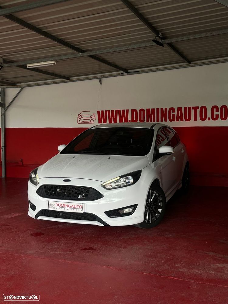 Ford Focus 1.5 TDCi ST-Line DPS - 4