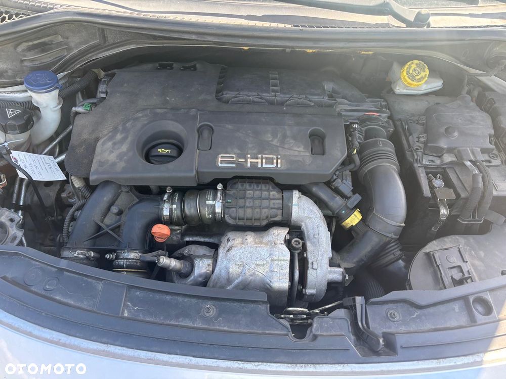 Peugeot 207 - 13