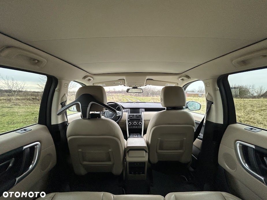 Land Rover Discovery Sport - 13