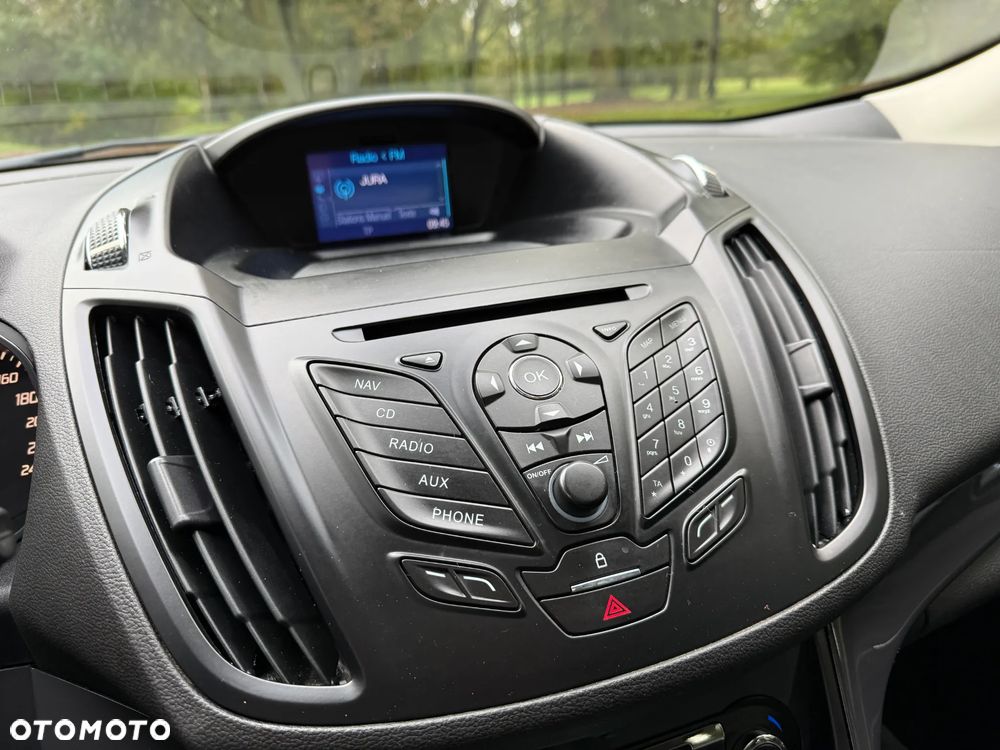 Ford Kuga 2.0 TDCi 2x4 Titanium - 19