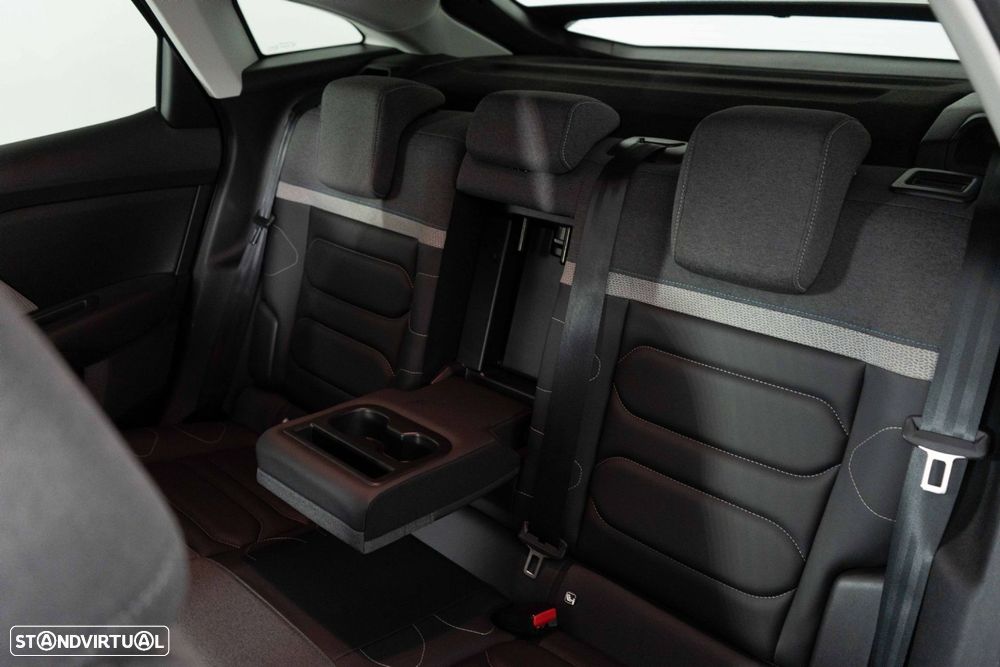 Citroën C4 1.2 PureTech Shine - 10