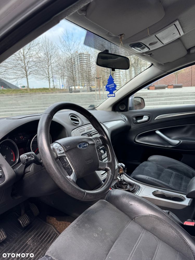 Ford Mondeo 2.0 TDCi Titanium - 21