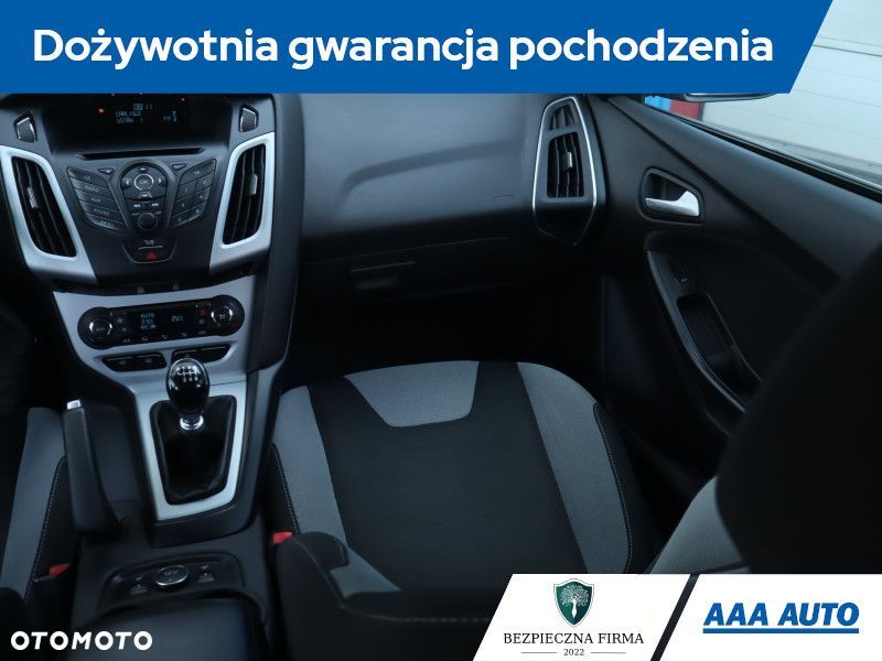 Ford Focus SW - 10