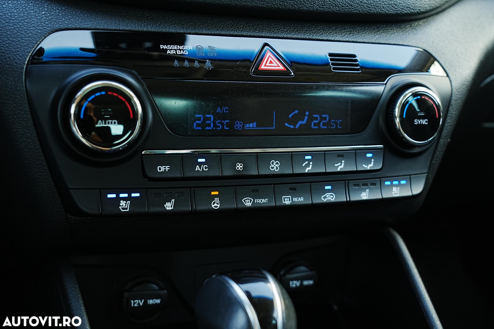 Hyundai Tucson blue 1.7 CRDi 2WD DCT Premium - 18