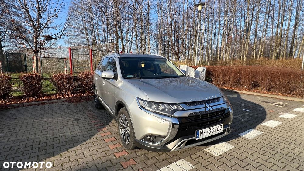 Mitsubishi Outlander 2.0 Intense 4WD CVT - 12