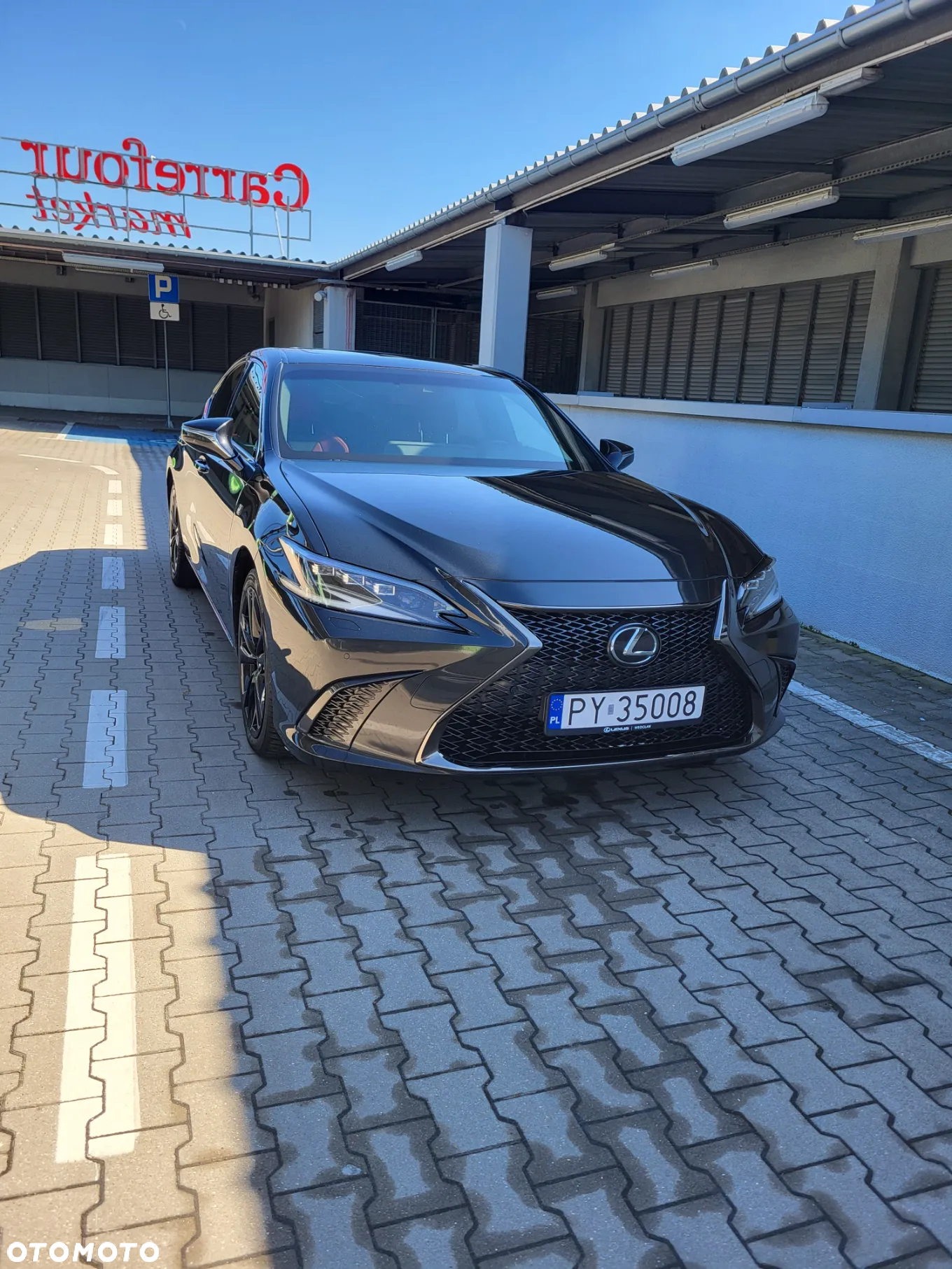 Lexus ES 300h F Sport - 6