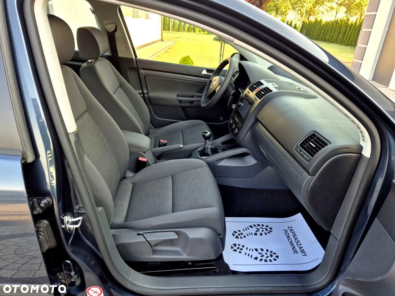 Volkswagen Golf - 17