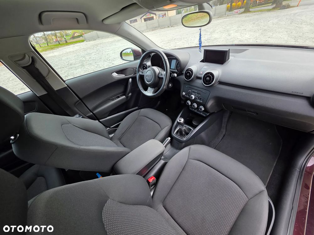 Audi A1 Sportback 1.6 TDI Ambition - 22