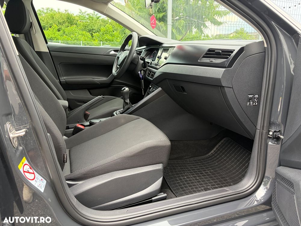 Volkswagen Polo 1.0 Comfortline - 24