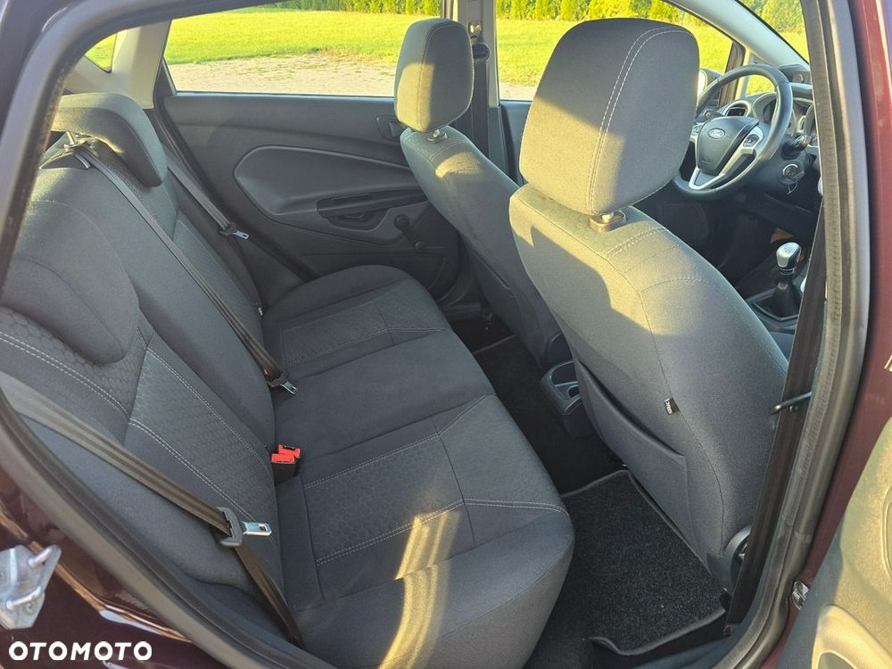 Ford Fiesta - 21