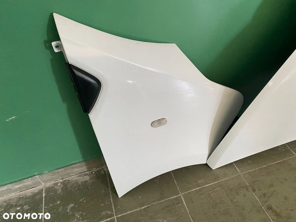 Renault trafic maska zderzak blotniki lampy pas z chłodnicami - 4