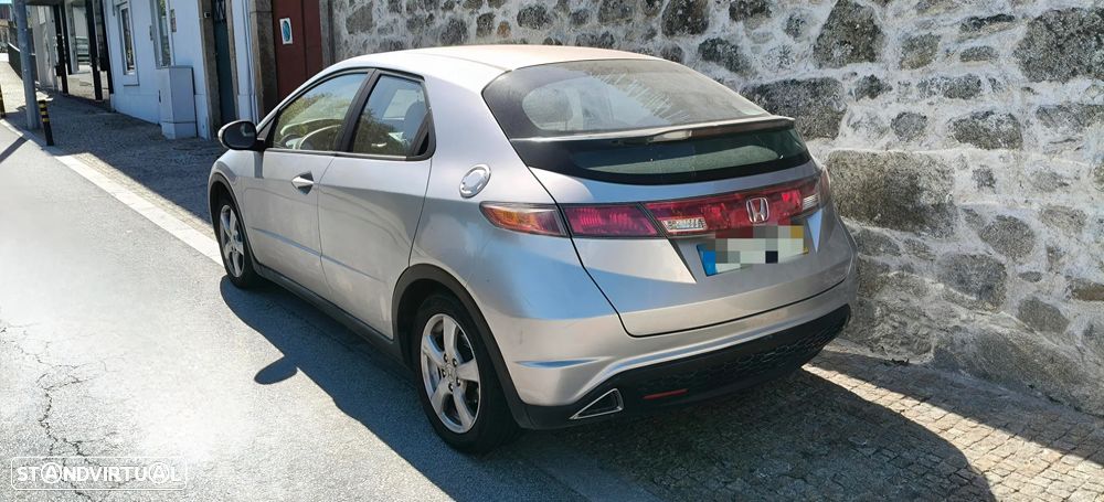 Honda Civic 1.4 Comfort - 2