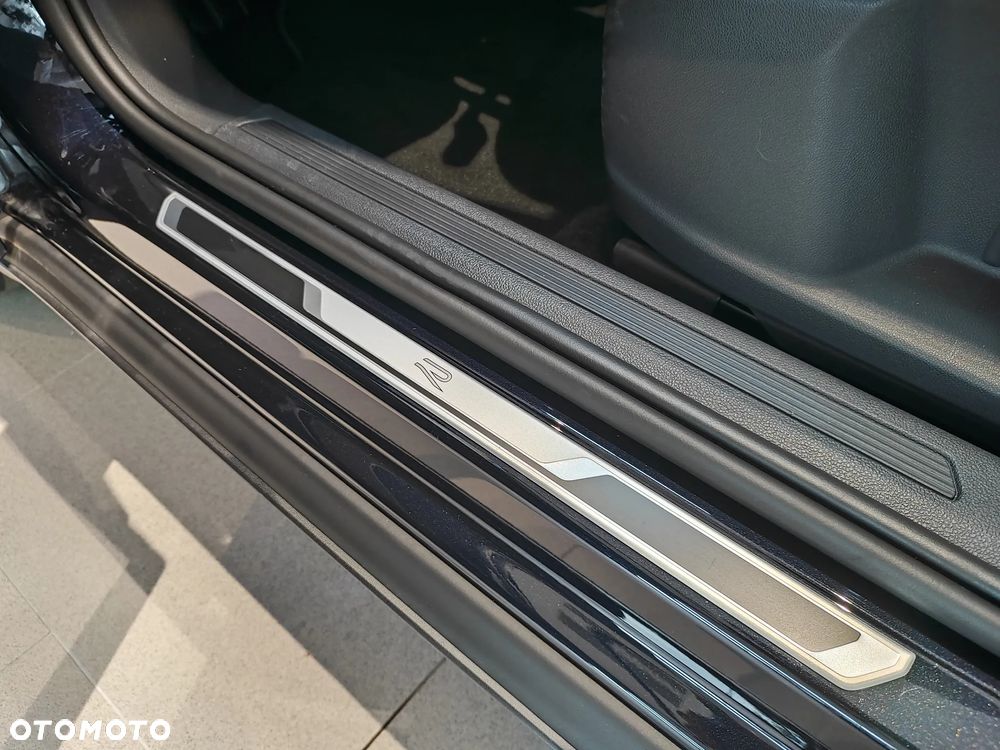 Volkswagen T-Cross - 19