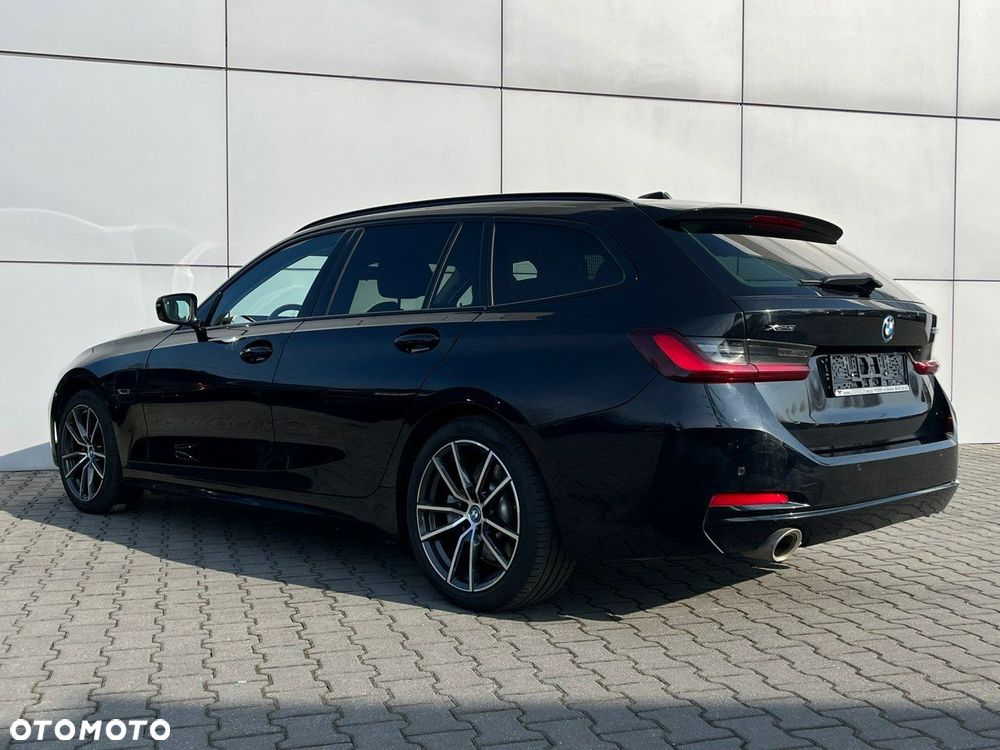 BMW Seria 3 330e xDrive Sport Line - 10