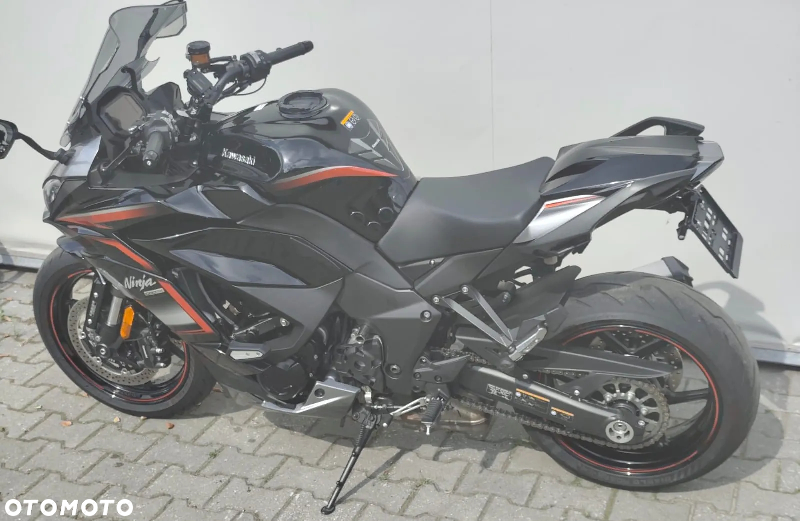 Kawasaki Ninja 1000 SX - 8