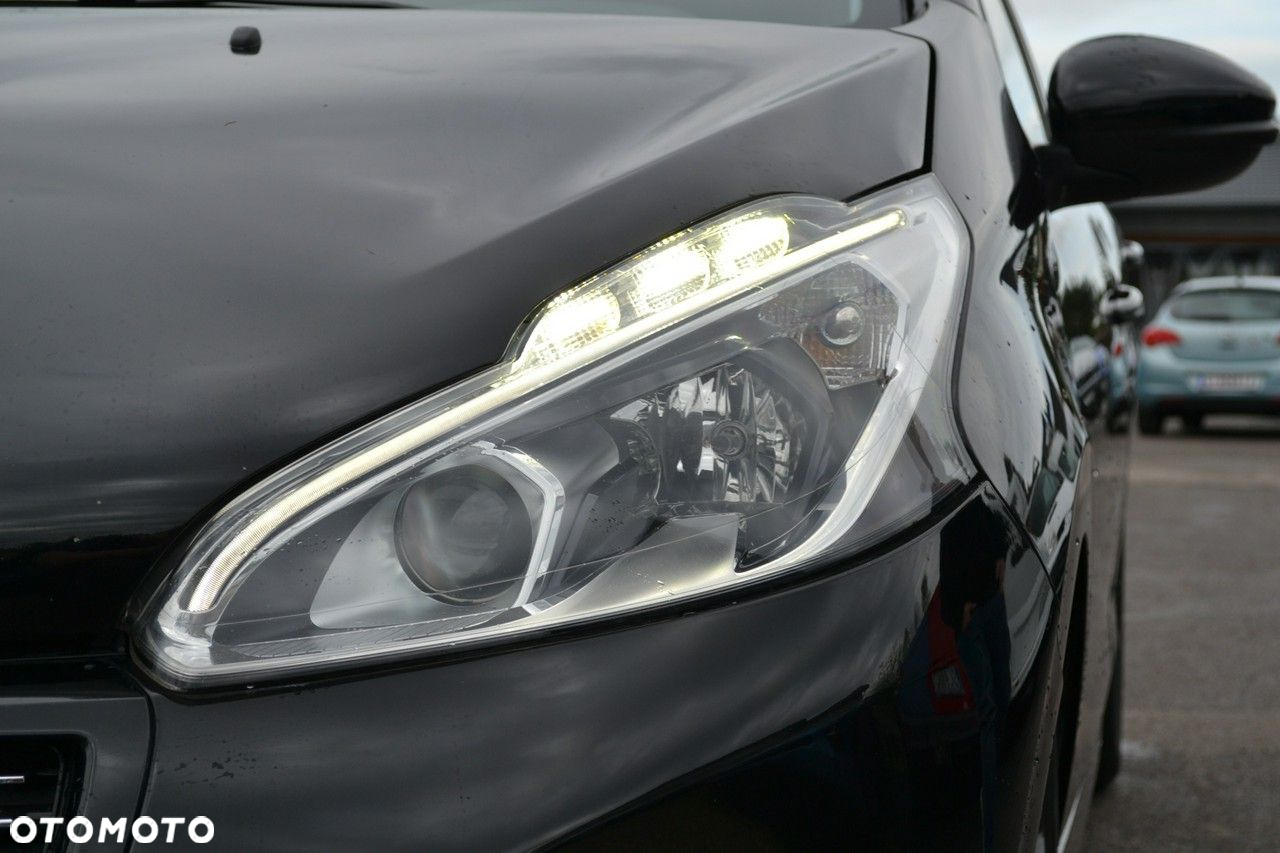 Peugeot 208 1.2 PureTech Allure - 2