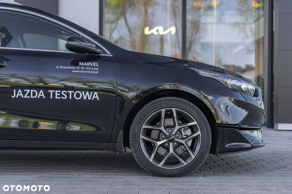 Kia Ceed - 7