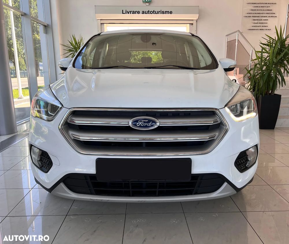 Ford Kuga - 2