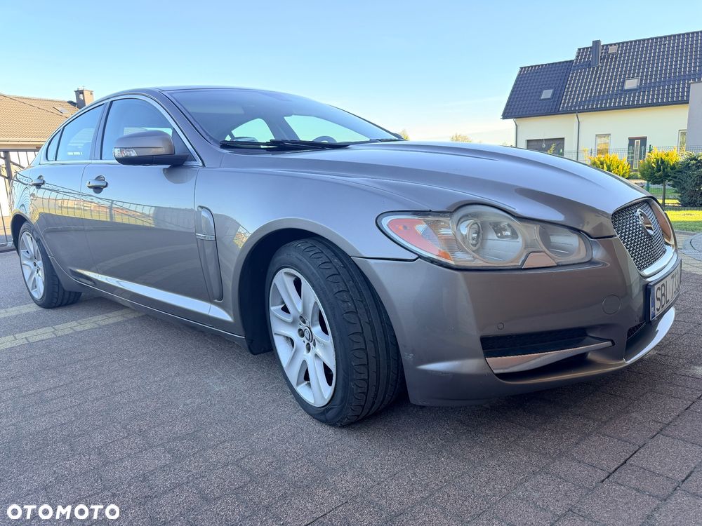 Jaguar XF 2.7 V6 Premium Luxury - 5
