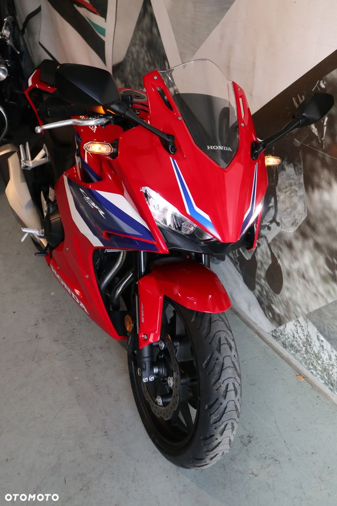 Honda CBR - 15