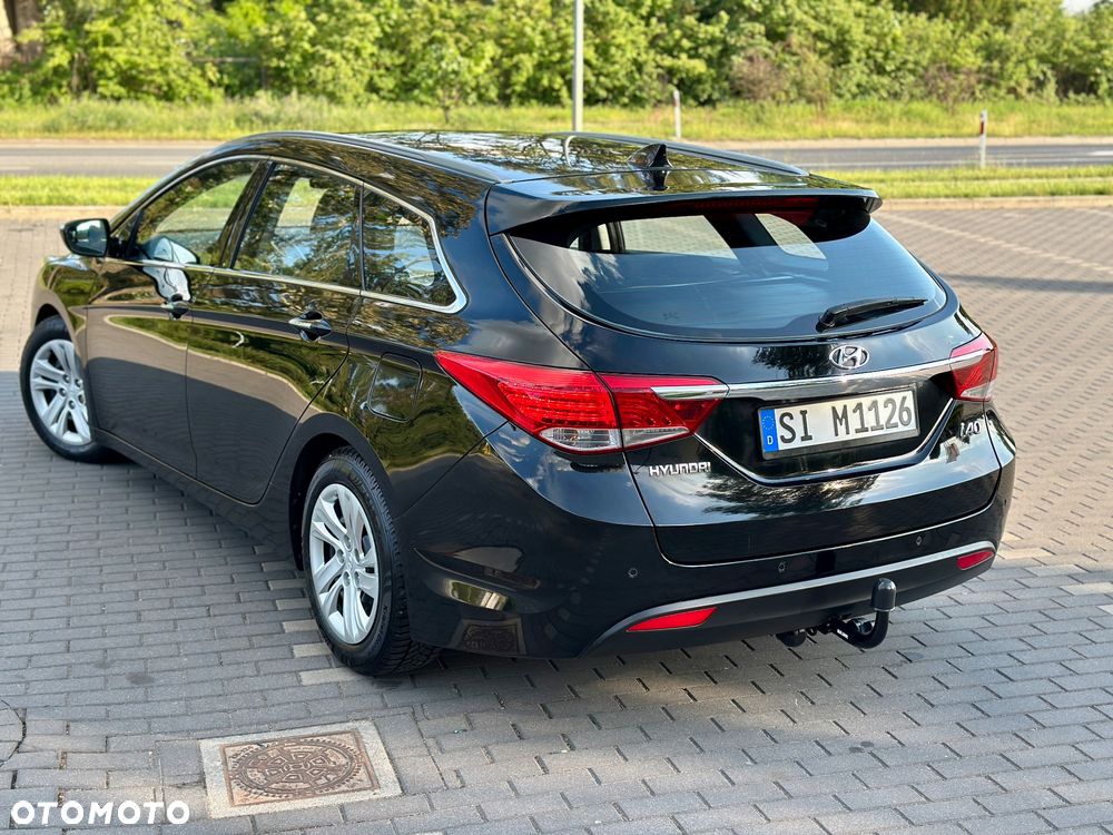 Hyundai i40 Kombi blue 1.6 Classic - 9