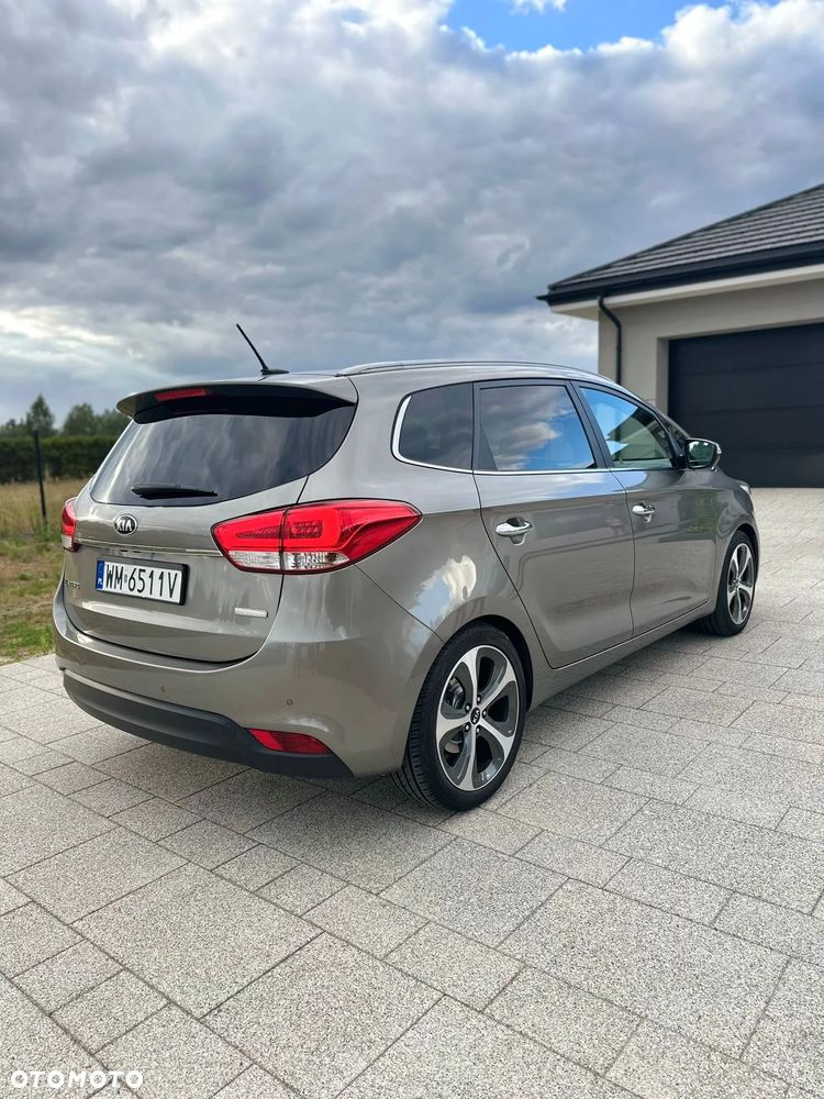 Kia Carens 2.0 GDI XL - 16