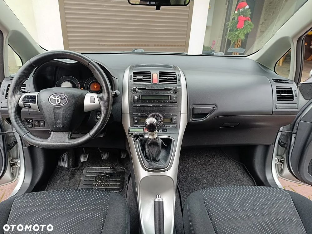 Toyota Auris 1.33 VVT-i Premium - 18