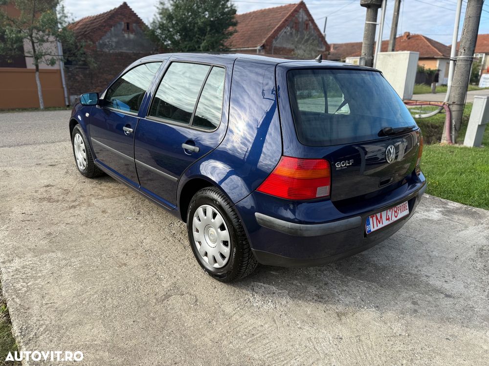 Volkswagen Golf 1.6 - 3