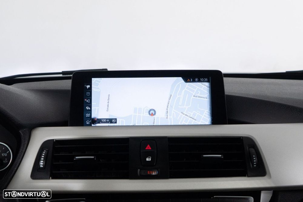 BMW 330 e iPerformance Line Luxury - 22