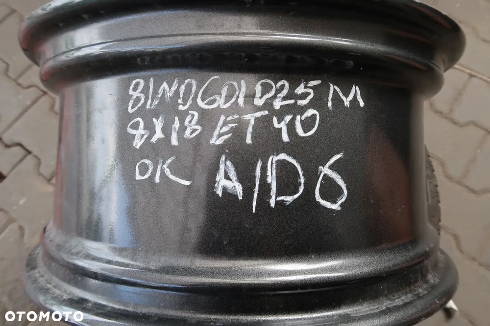 AD6  Felga Audi 8w0601025M 8x18et40 audi a4 - 6