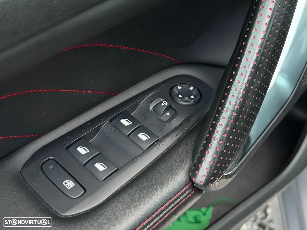 Peugeot 308 SW 1.6 BlueHDi GT Line - 36