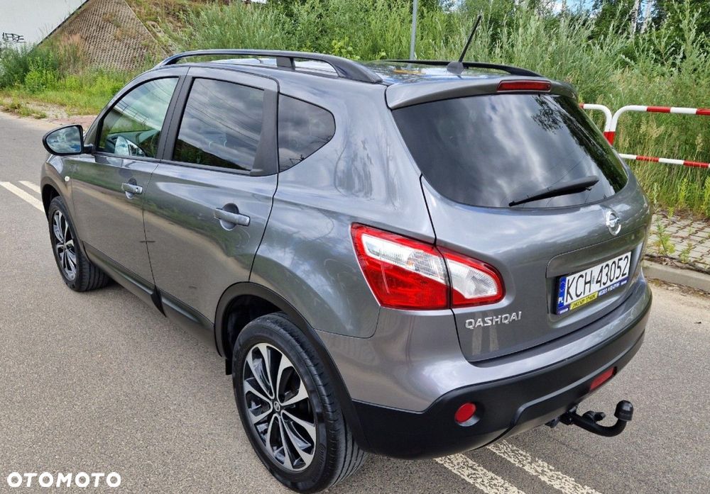 Nissan Qashqai 2.0 360 - 5