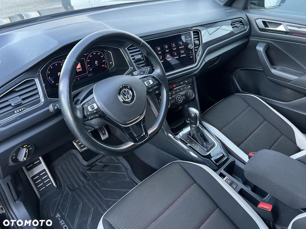 Volkswagen T-Roc - 23