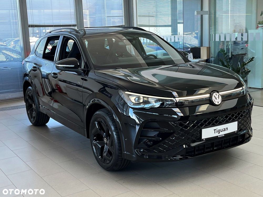 Volkswagen Tiguan 1.5 eTSI R-Line Plus DSG - 2