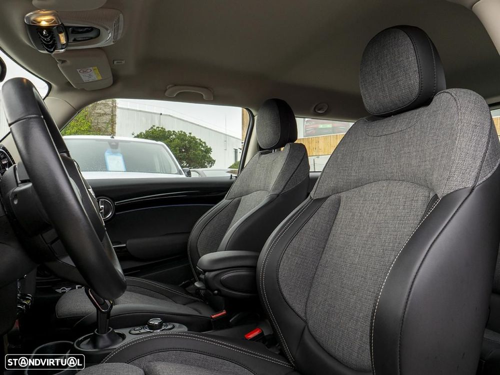 MINI 3 Portas Cooper SE - 24