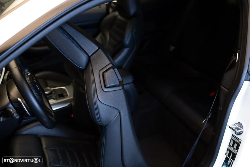 BMW 430 i Desportiva M Auto - 31