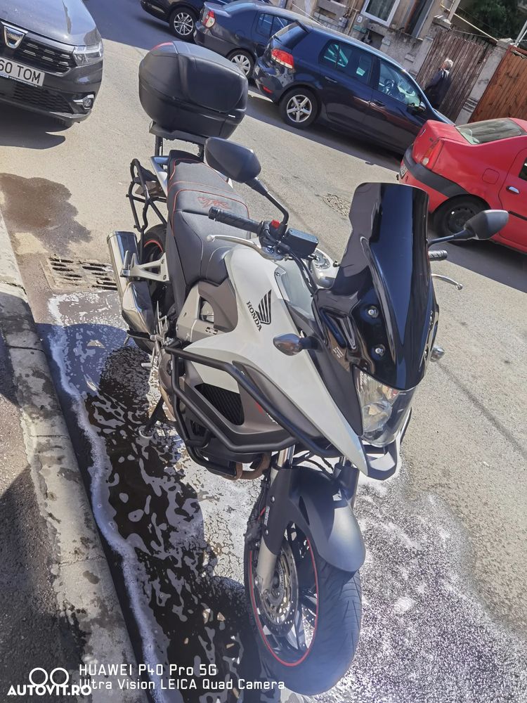 Honda VFR 800X Crossrunner - 8