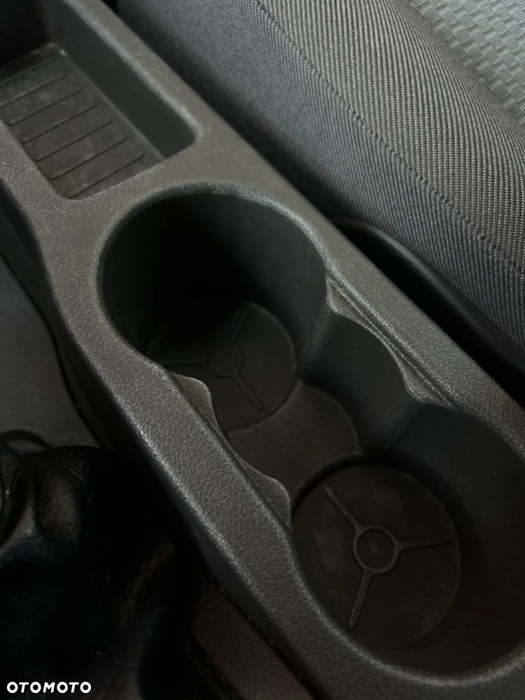 Ford Focus 1.8 Trend - 28