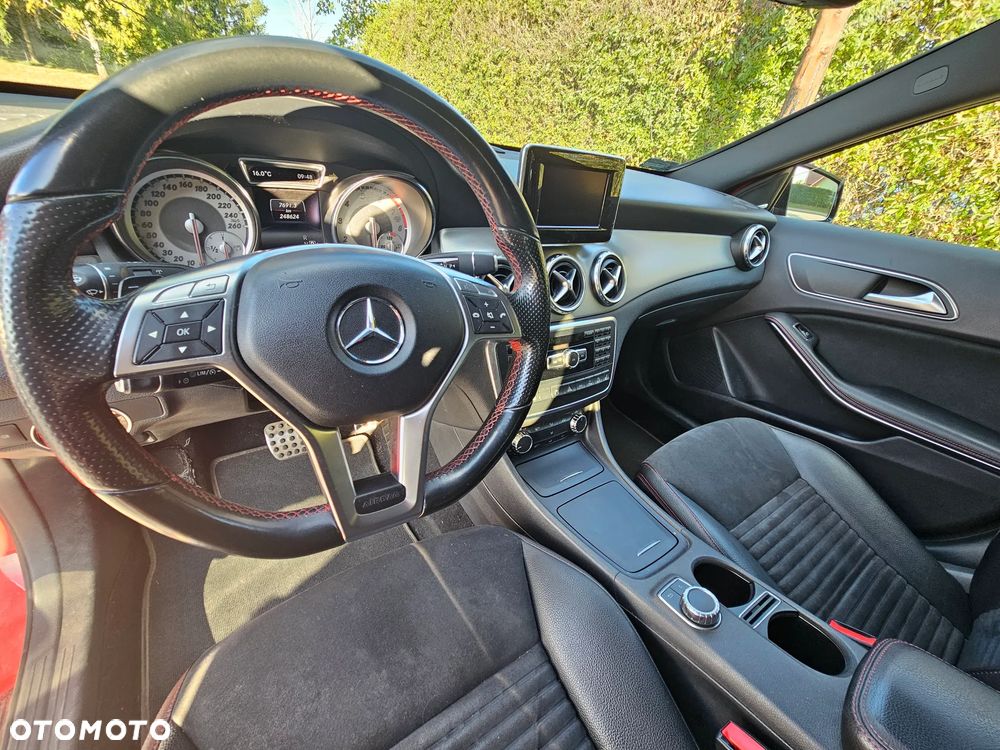 Mercedes-Benz GLA 2014