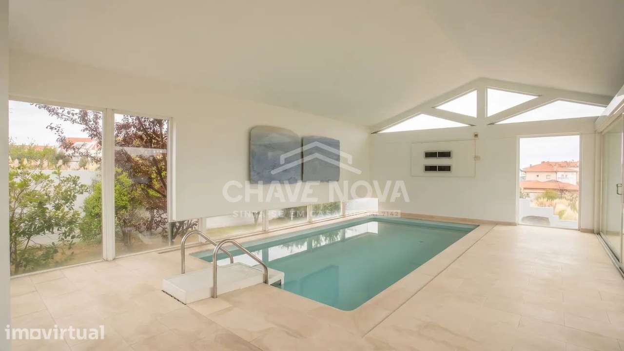 Moradia V6 com Piscina Interior e Exterior | Vista Mar - Grande imagem: 2/27