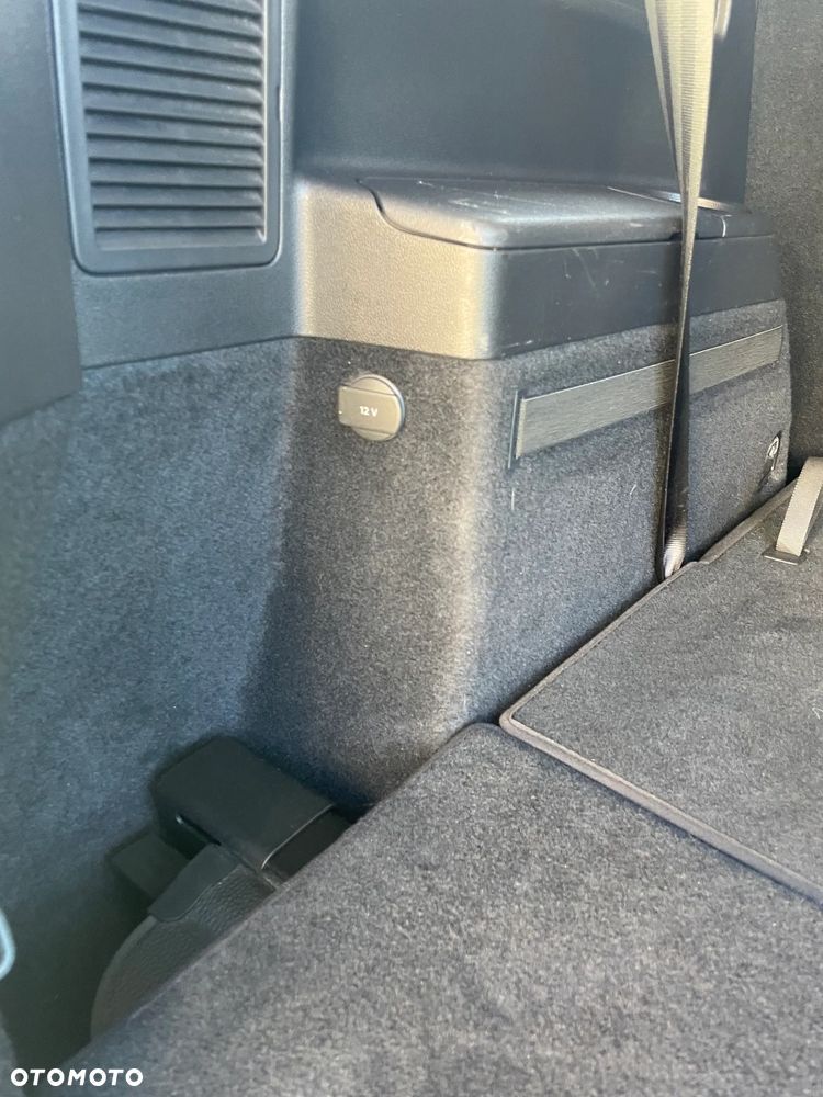 Volkswagen Touran - 27