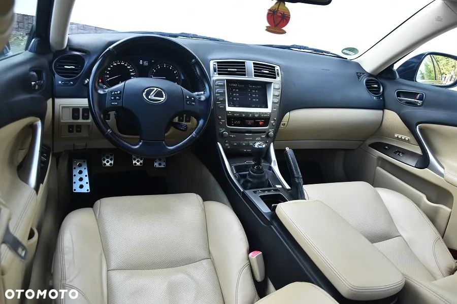 Lexus IS 250 Prestige - 19