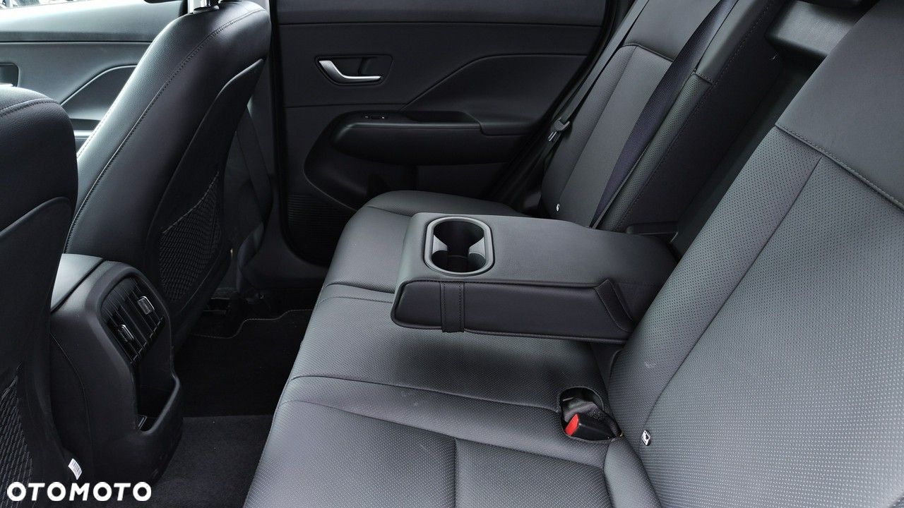 Hyundai Kona - 12