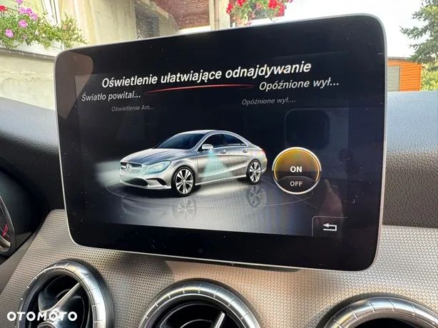 Mercedes-Benz CLA 250 4Matic 7G-DCT AMG Line - 38