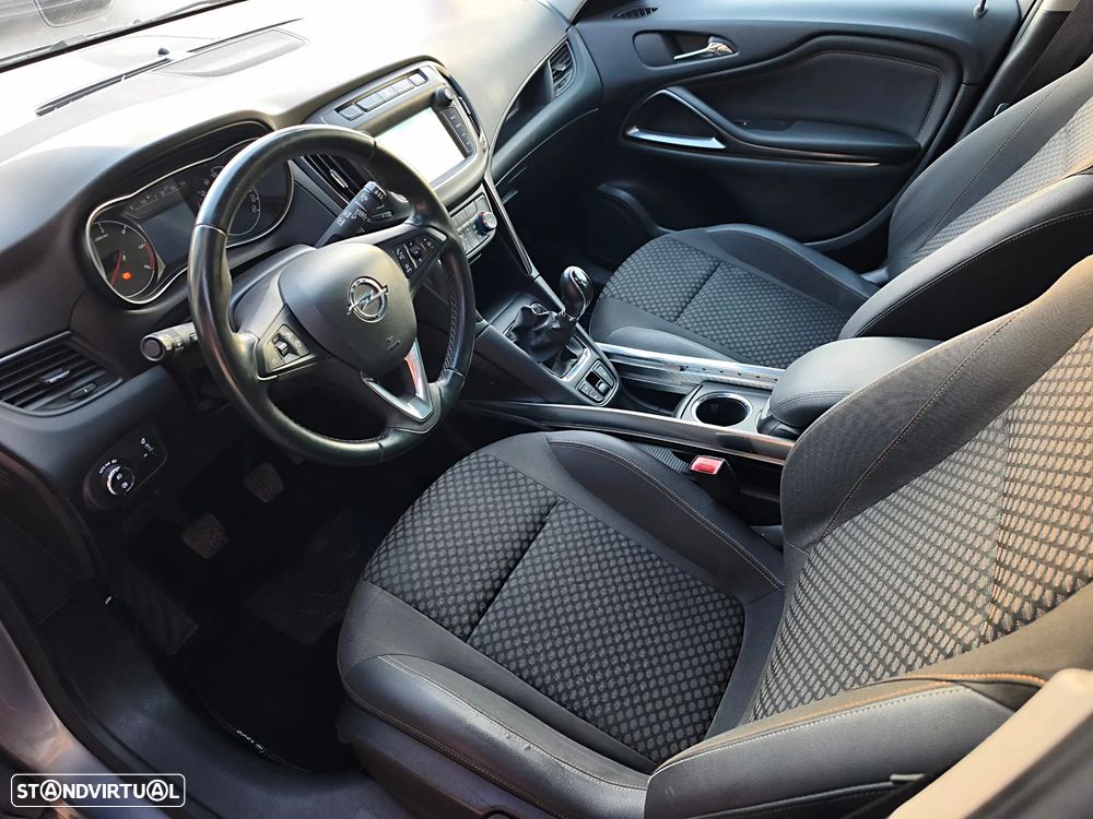 Opel Zafira 1.6 CDTi Innovation S/S - 10