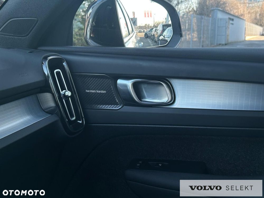 Volvo XC 40 - 37
