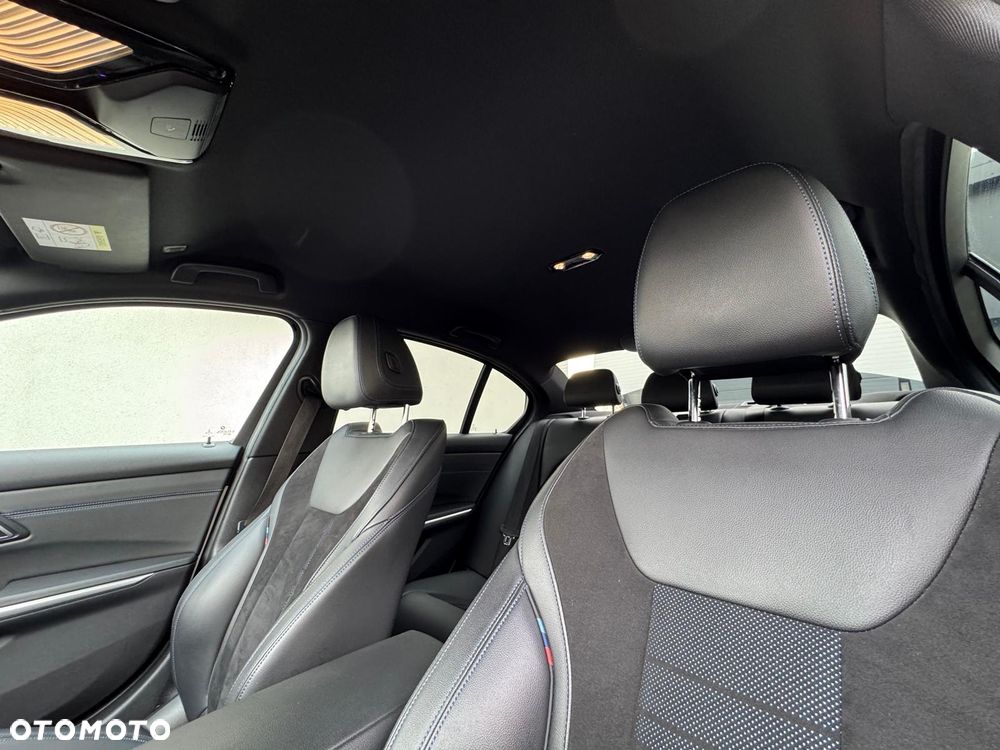 BMW Seria 3 318d M Sport - 26
