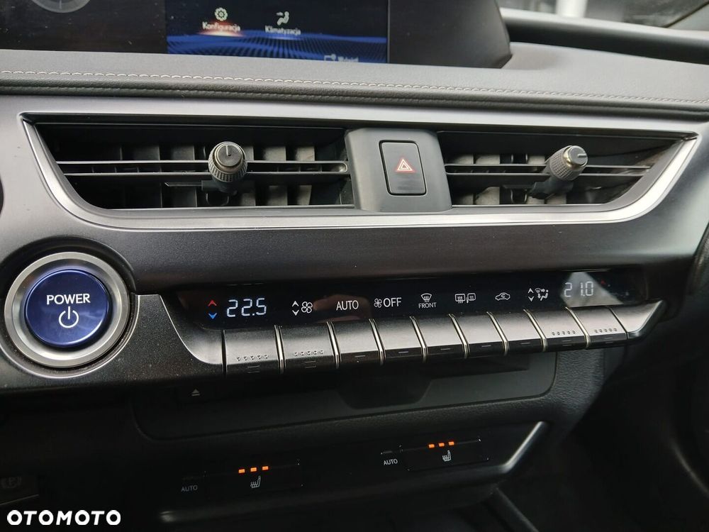 Lexus UX 250h GPF F Impression 2WD - 24