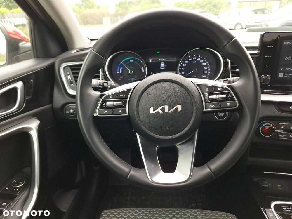 Kia XCeed 1.6 GDI PHEV L DCT - 14